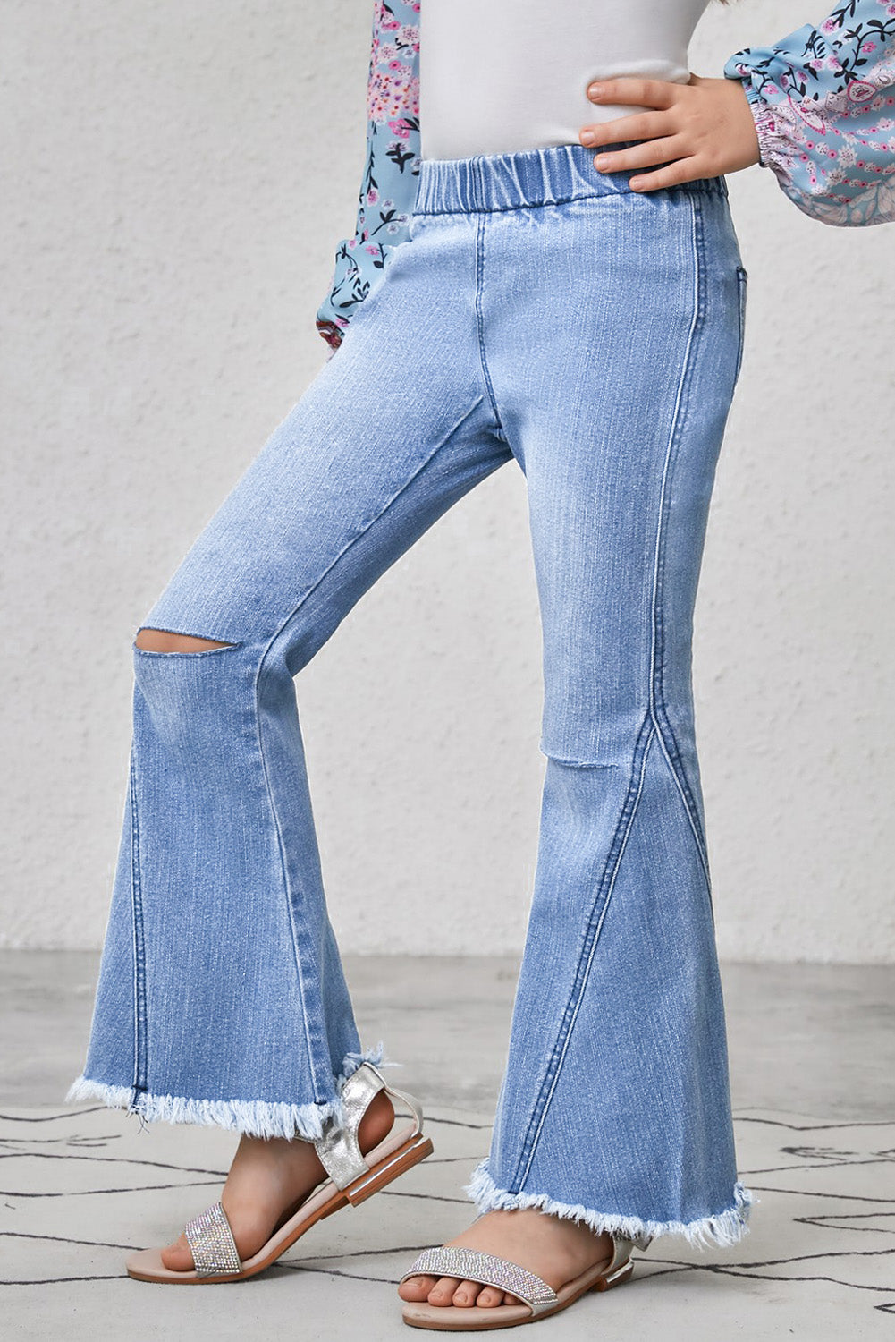 Girls Distressed Frayed Trim Flare Jeans -  LOOCK MAKET