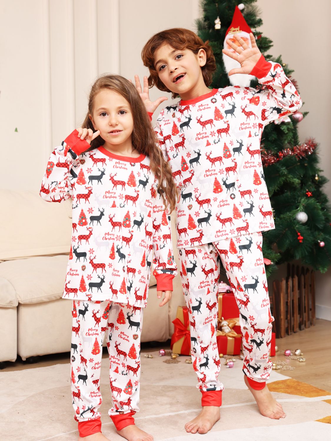 Reindeer Print Top and Pants Set -  LOOCK MAKET