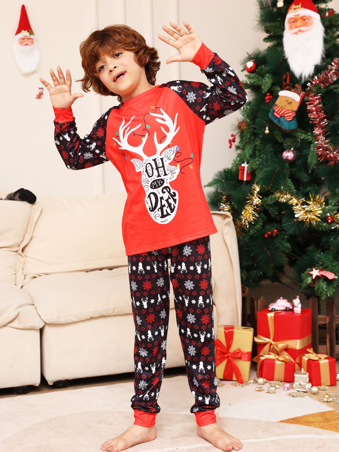 Reindeer Graphic Top and Pants Set -  LOOCK MAKET