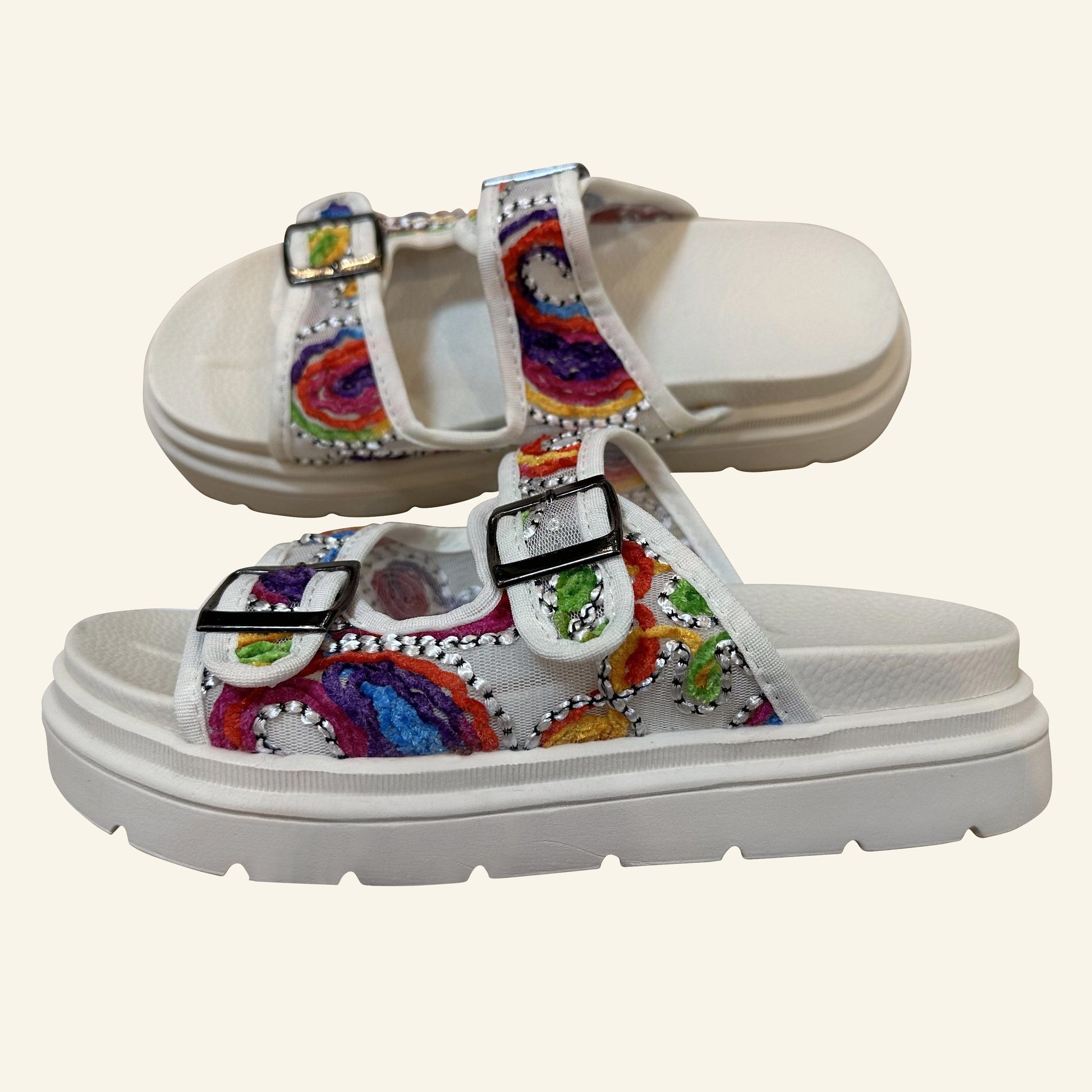 Womens Paisley Embroidered Sandals Platform Slip On Soft Sole Beach Slides Comfort Double Buckle Holiday Shoes